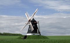 Windmühle von Dorf Møllegård .Nordjütland (Brønderslev Kommune )