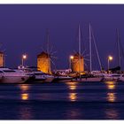 Windmühlen Mandraki Hafen Rhodos Stadt