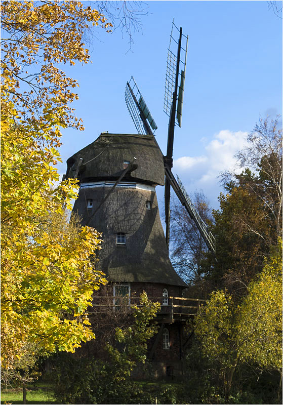 Windmühlen / -räder (2)