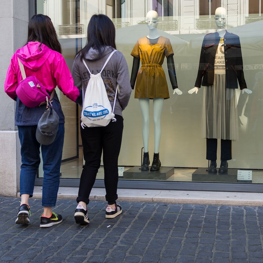 Window shopping Foto & Bild street, outdoor, strasse Bilder auf