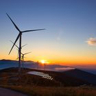 Windpark Tauernwind in der Steiermark zum Sonnenaufgang