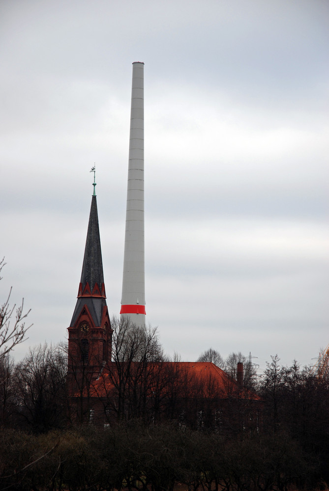 Windpark und Kirche Altenwerder