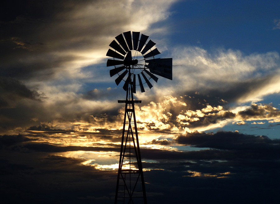 Windrad after sunset - New Mexico