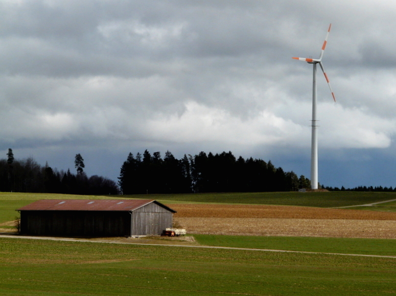 Windrad im Schwarzwald