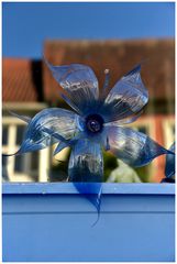 Windrad in blau