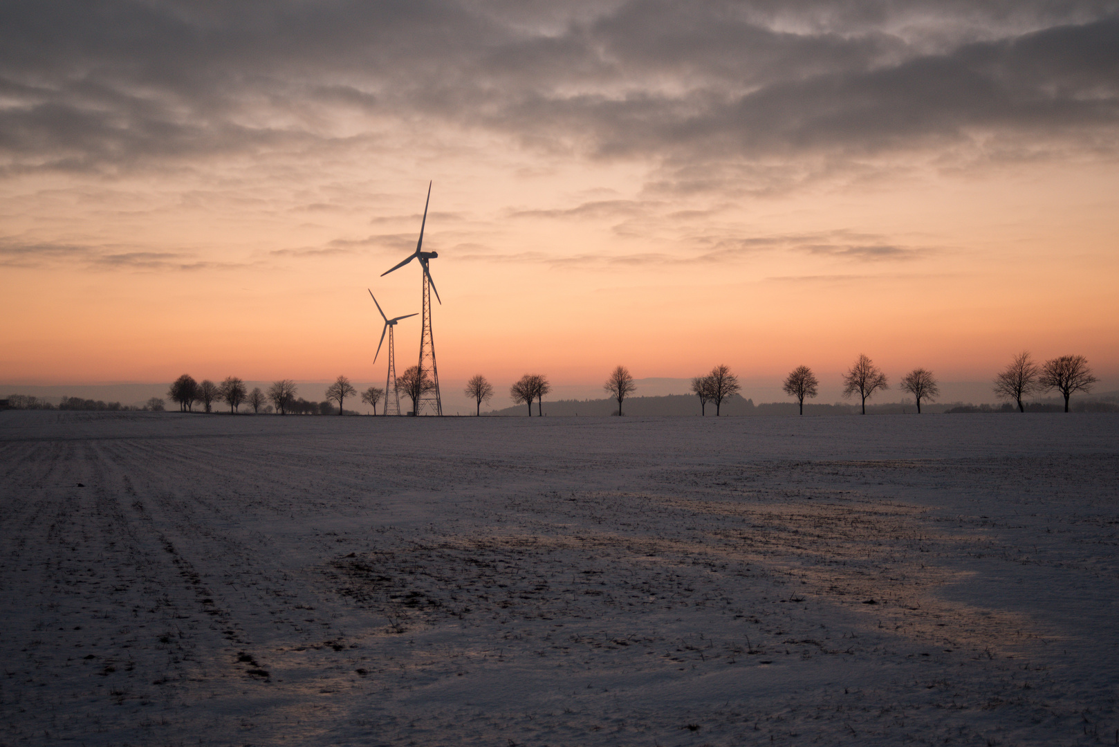 Windräder an der A2