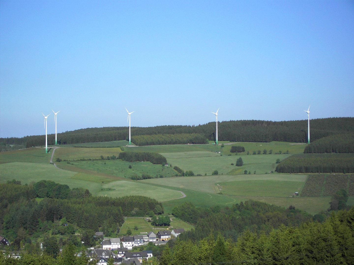 Windräder in Wunderthausen