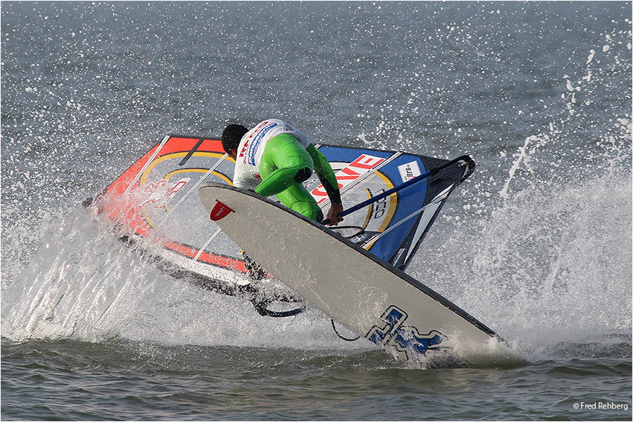 Windsurf World Cup 2011 - ... Tow in-Freestyle