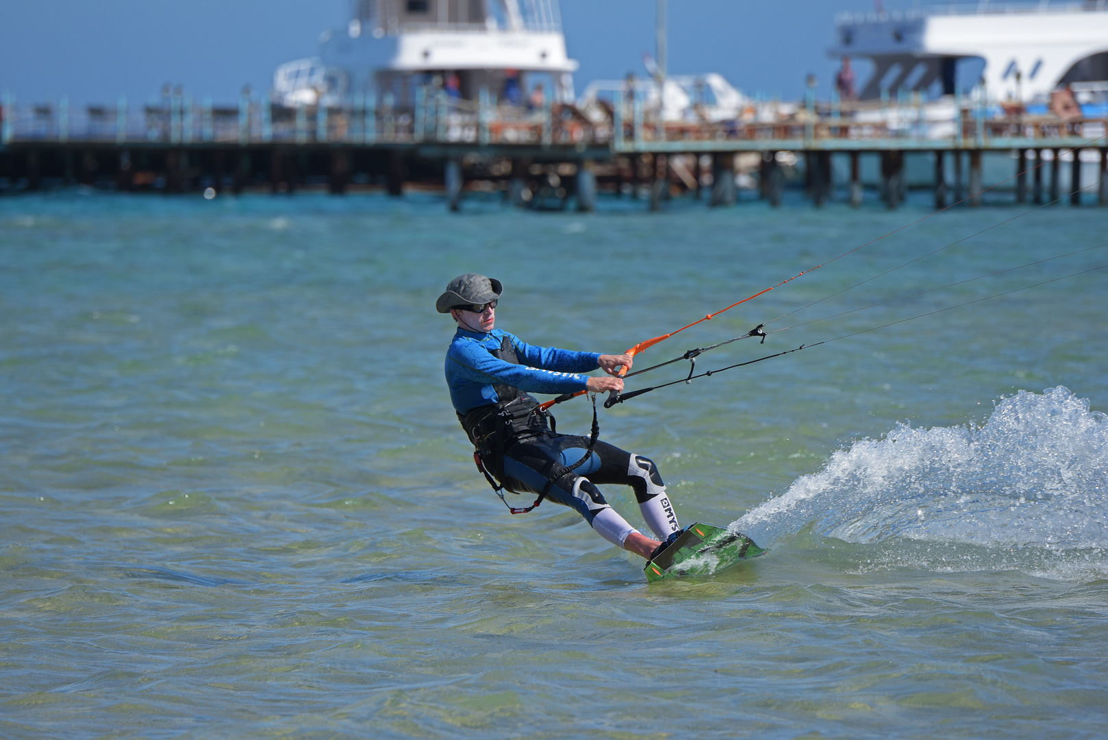 Windsurfen mit Gleitschirm