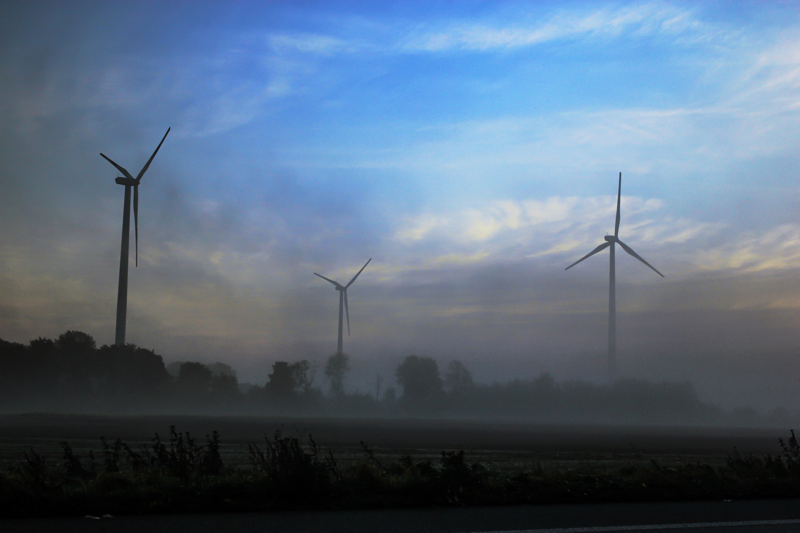 Windturbines and fog