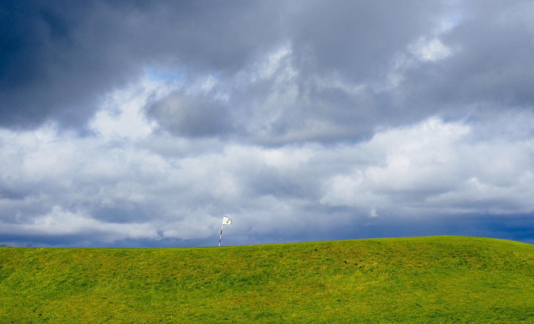 wind,Wolken, Golf in Irland 