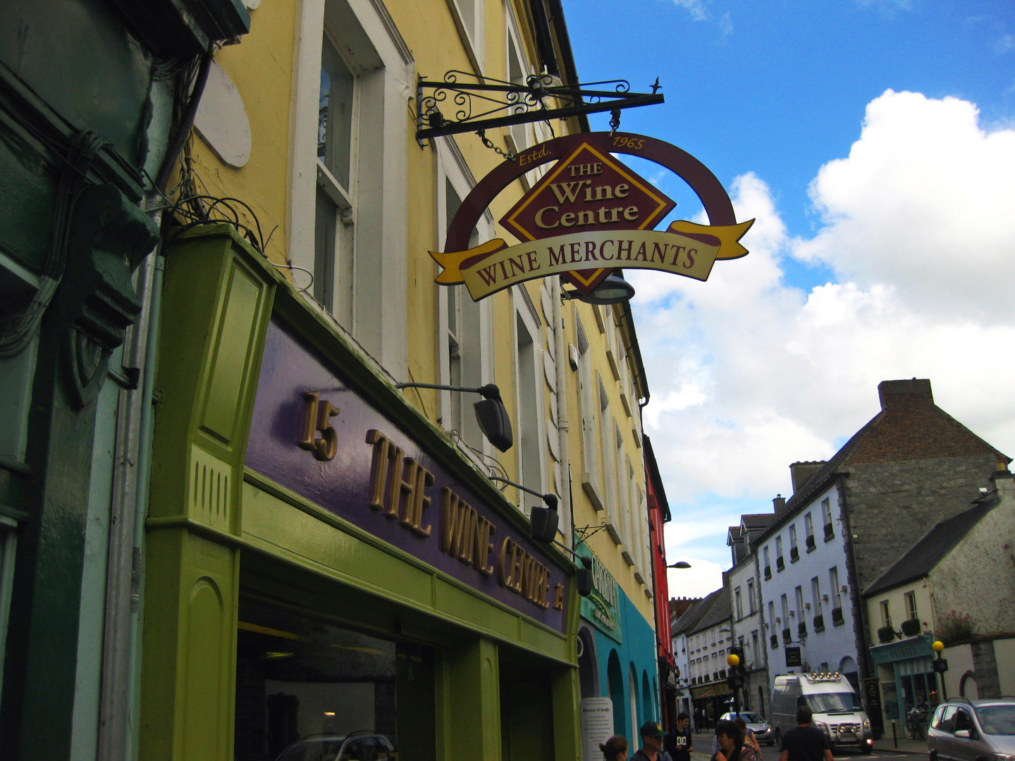 Wine merchant in Irland