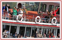 Winke winke... ;-) ... oder schräger Dampfschiffgruss auf dem Vierwaldstättersee