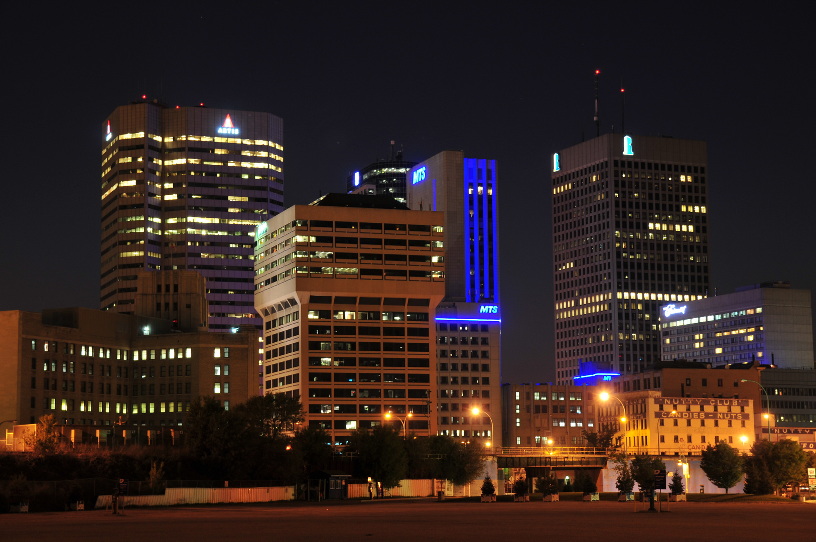 Winnipeg - City bei Nacht / 2