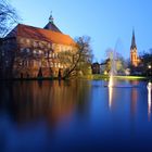 Winsen - Schloß bei Nacht mit Wasser