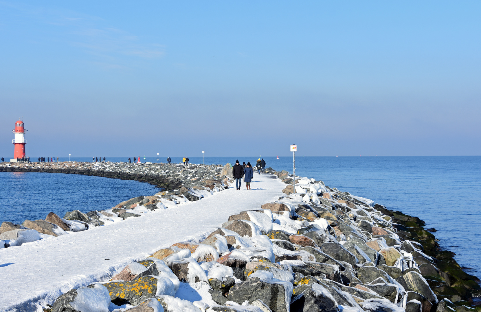 Winter 2021 auf der Warnemünder Ostmole