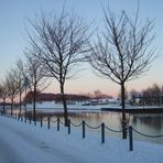 Winter am Kanal