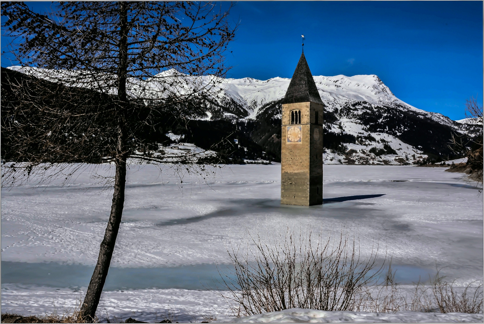 Winter am Reschensee