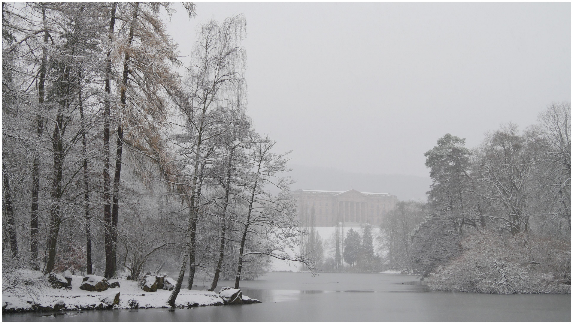 Winter am Schloß Wilhelmshöhe in Kassel