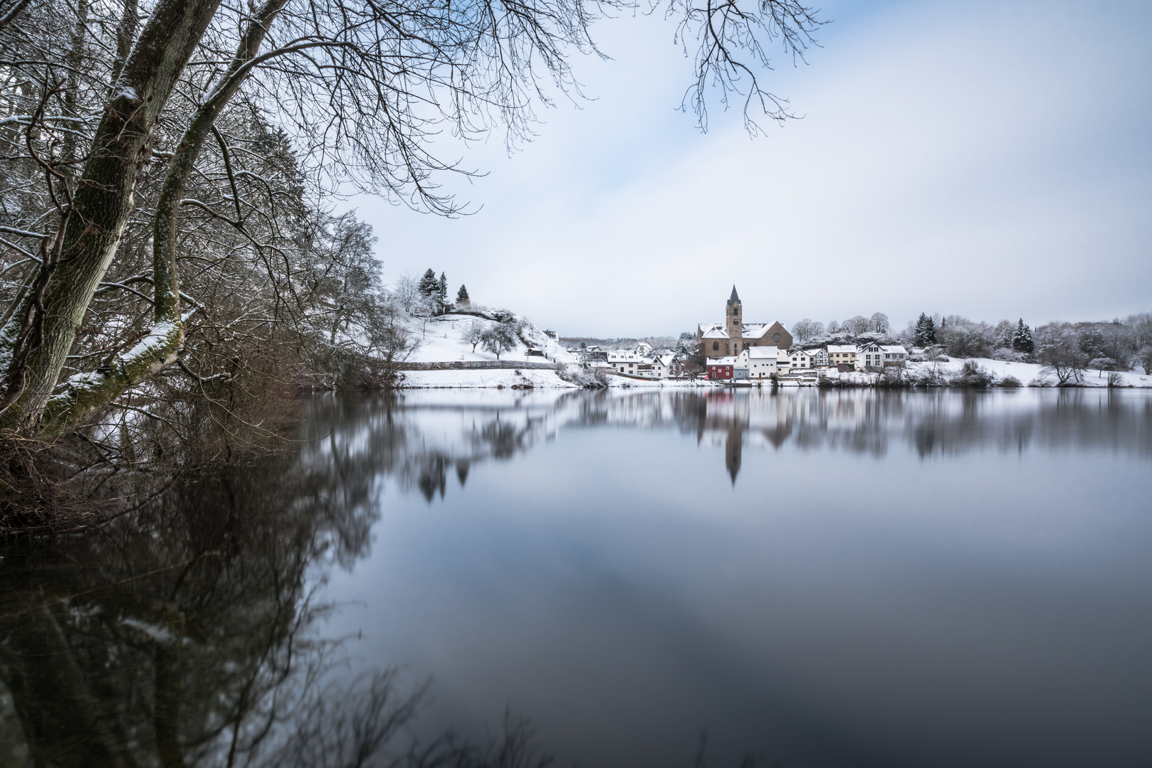 *Winter am Ulmener Maar*