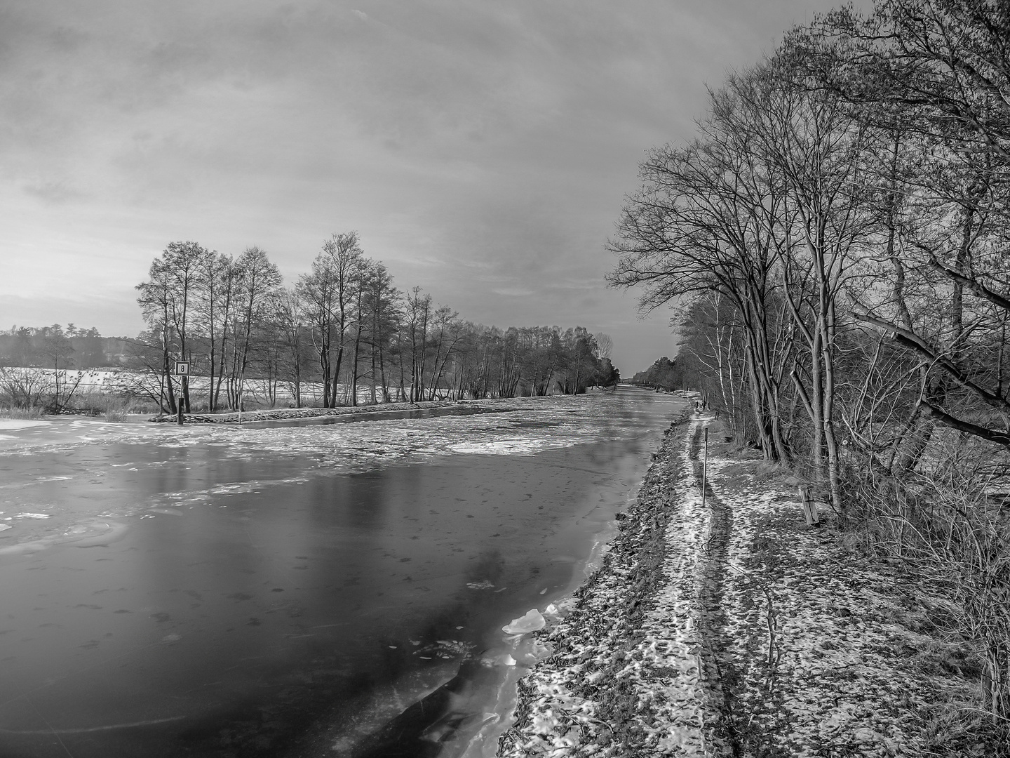 Winter an der Spree