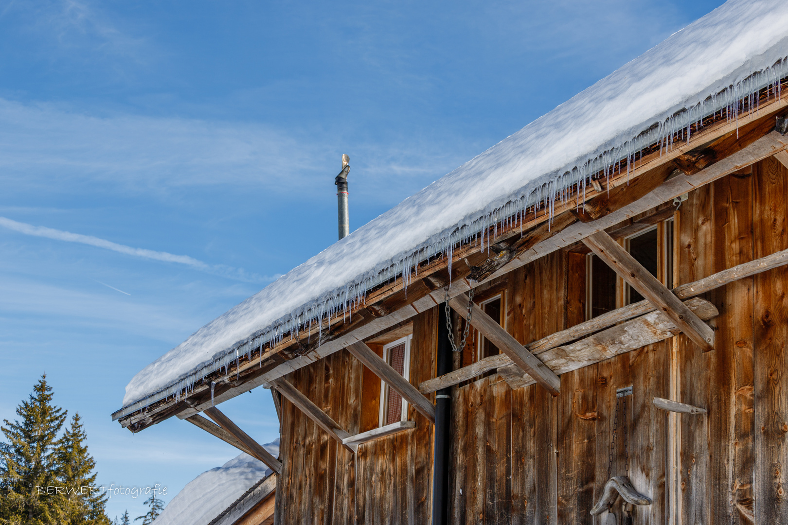 Winter auf dem Hüttli-Dach 01