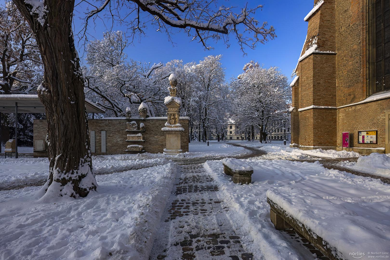 Winter beim Dom