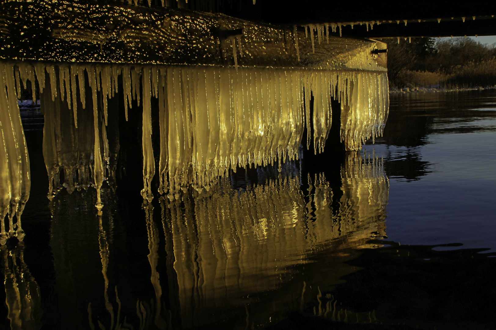 Winter - Eis -Impression am Ammersee