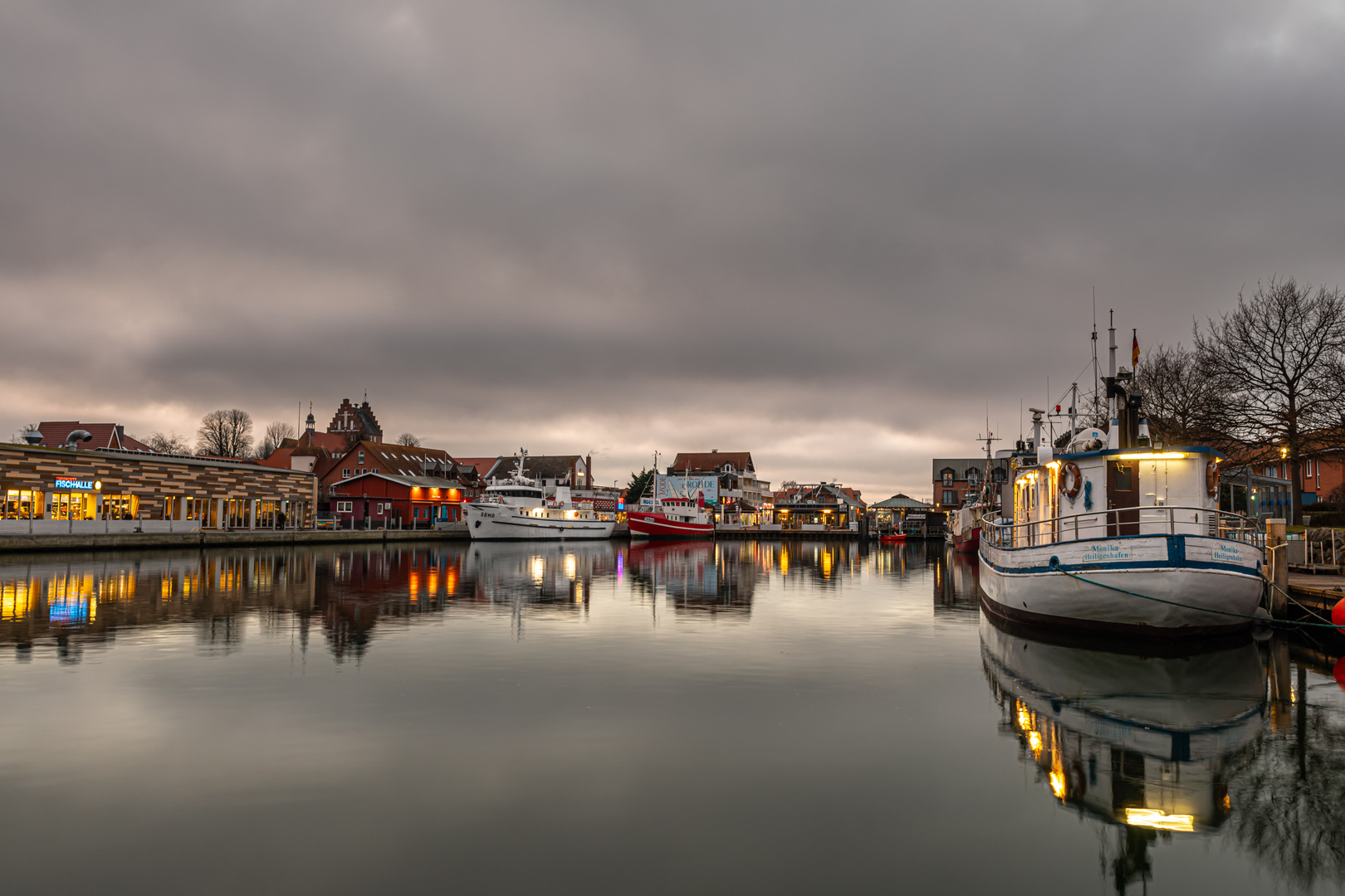 WINTER IM HAFEN