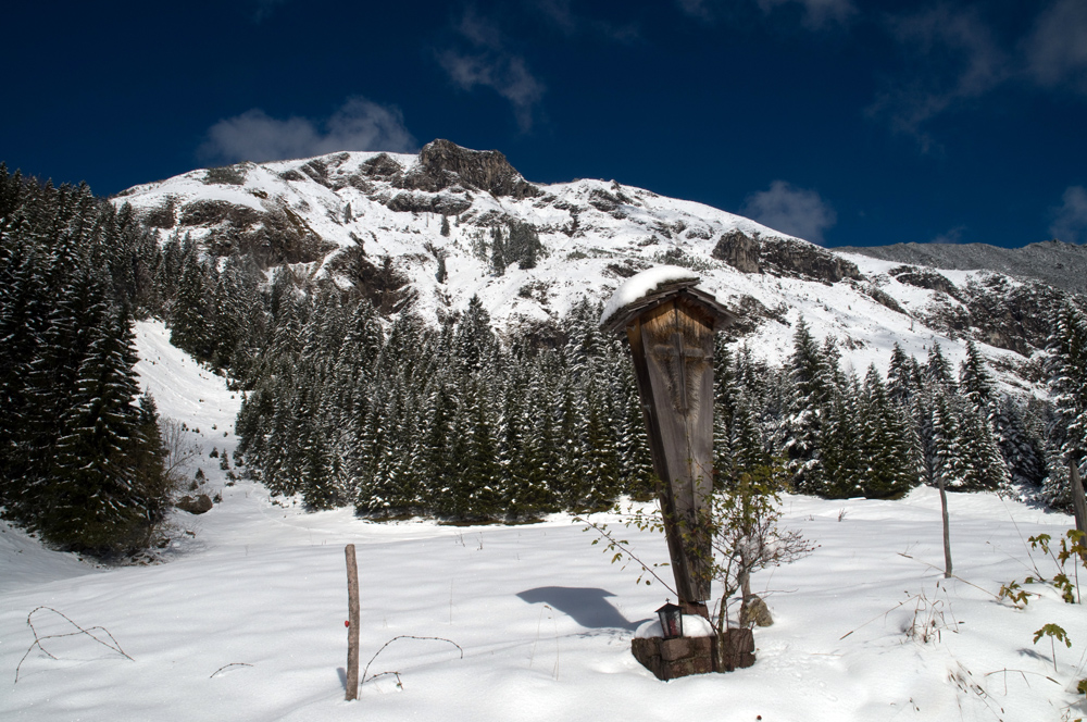 Winter im Herbst im Montafon (Östereich)