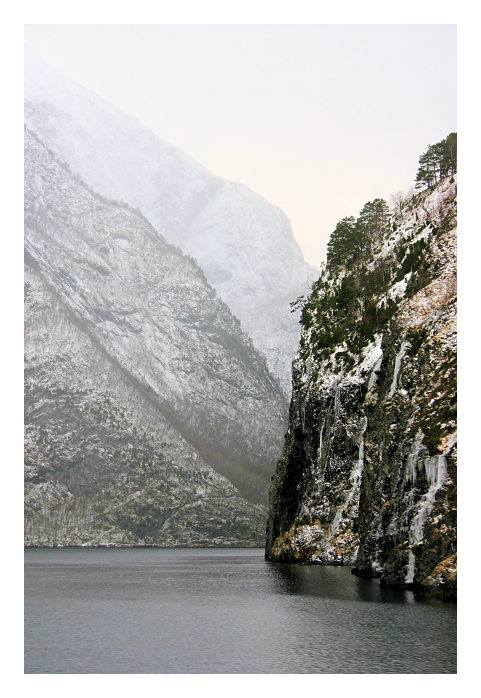 Winter im Nærøyfjord