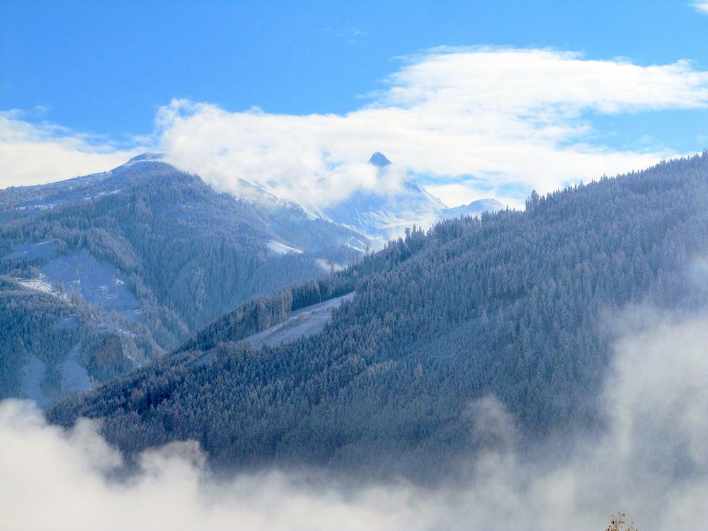 Winter im Pinzgau ( Salzburg Land ) 26.Oktober 2010