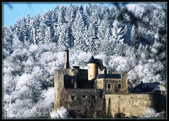 Winter in Idar-Oberstein mit Blick auf das Schloß