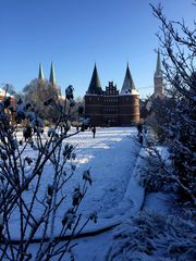 Winter In Lübeck - prächtiges Holstentor