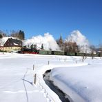 Winter in Oberwiesenthal, Einfahrt nach Hammerunter.