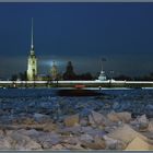 Winter in Sankt-Peterburg (Der kleine Eisbrecher sticht die Neva)