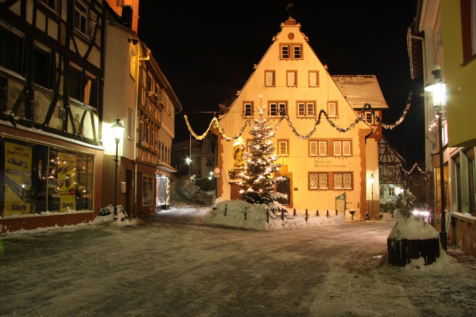 Winter in Walldürn:Stadt und Wallfahrtsmuseum