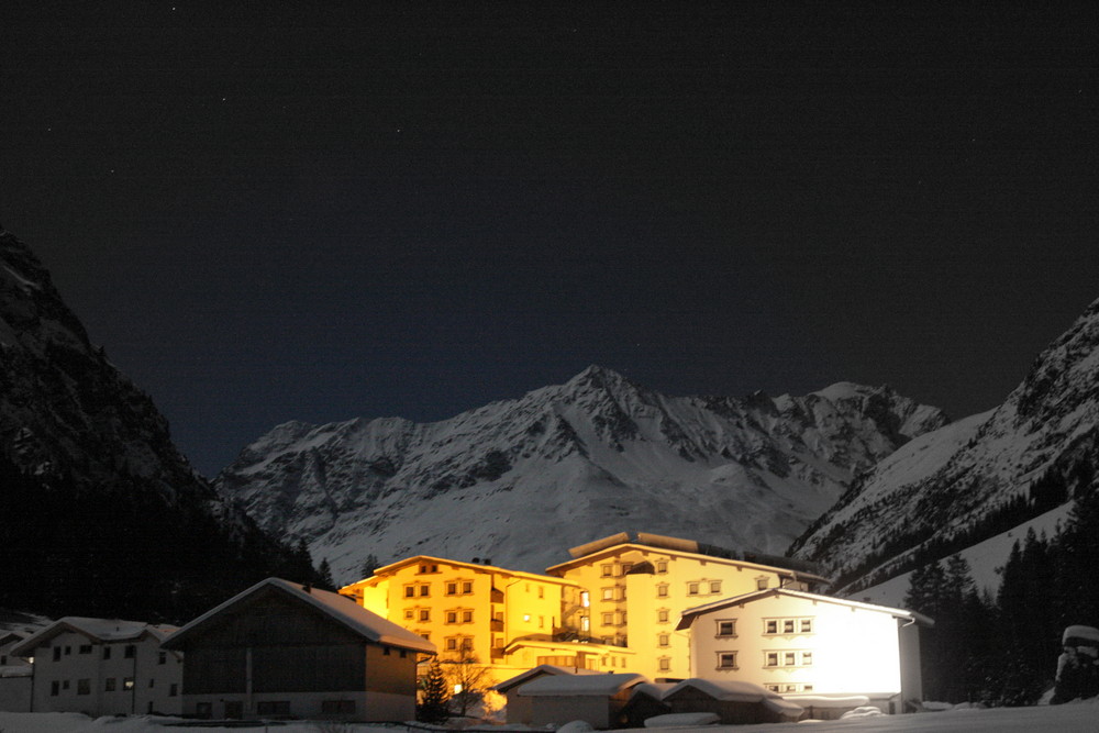 Winter-Nacht bei Vollmond