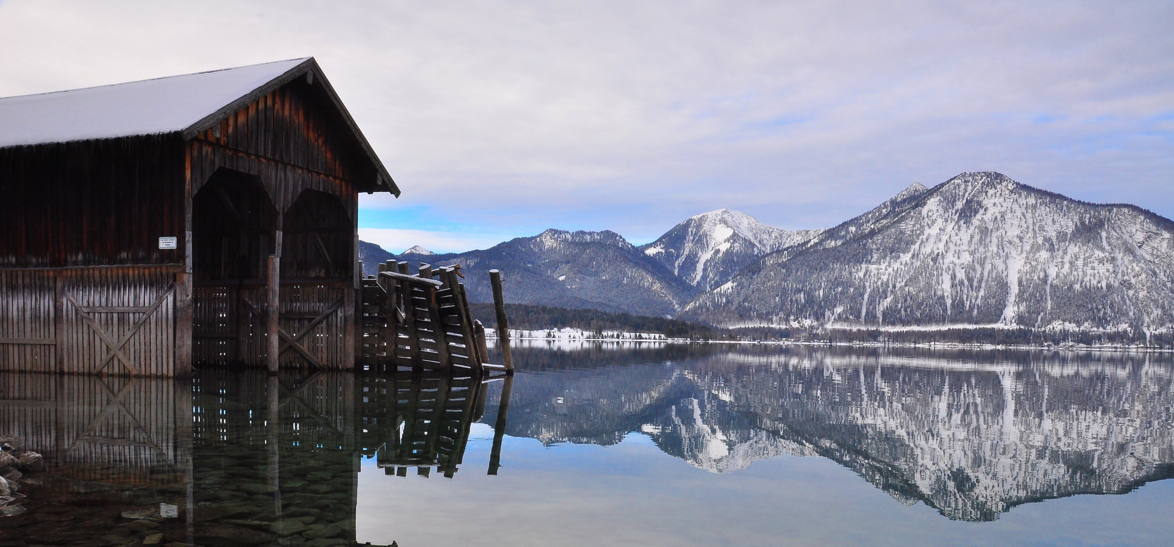 ...Winter, Pause am See....