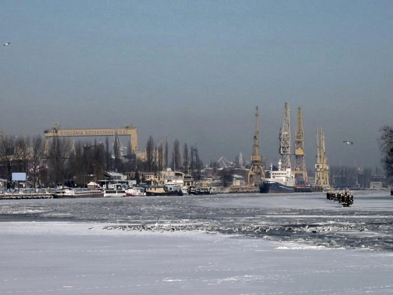 winter port on river