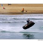 Winter Sunday at  Les Arenes beach (II)