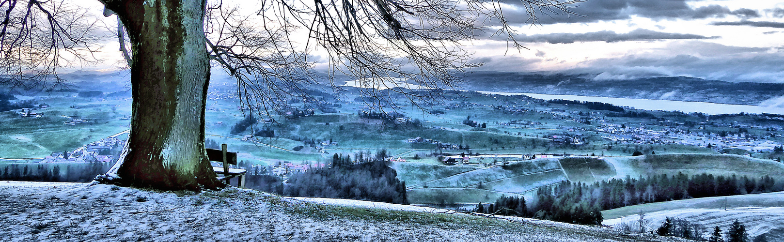 Winter über dem Zürichsee-Gebiet