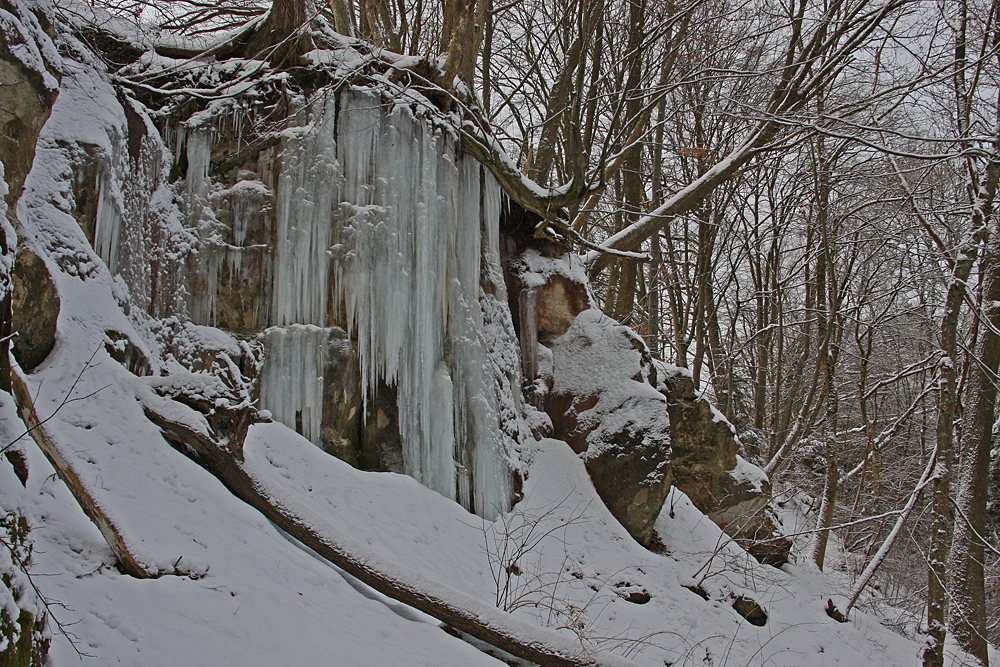 Winter-Wasserfall