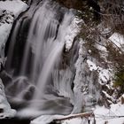 Winter-Wasserfall