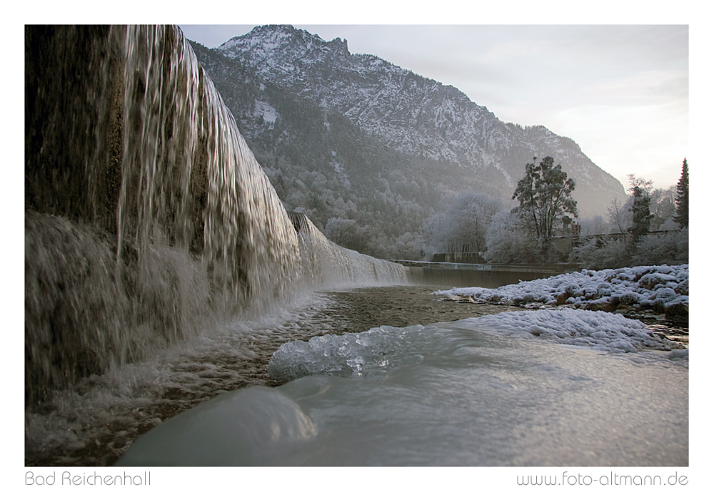 Winter-Wasserfall in Bad Reichenhall