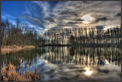 ... Winter-Zauber-Wolken-Teich ...