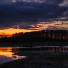 Winterabend am Fluss