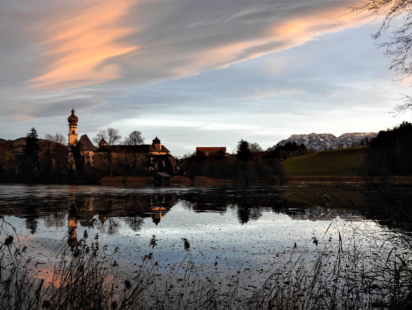 Winterabend am Höglwörther See