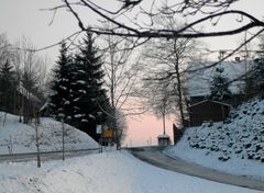 Winterabend bei Sallneck im Südschwarzwald.