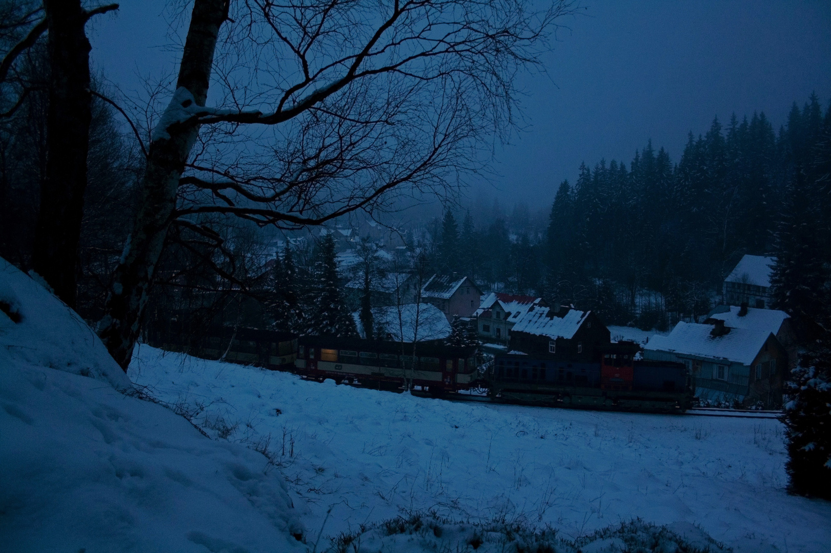 Winterabend im Gebirge